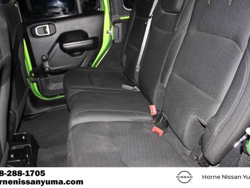 Used 2018 Jeep Wrangler Unlimited Sport AWD/4WD image 5