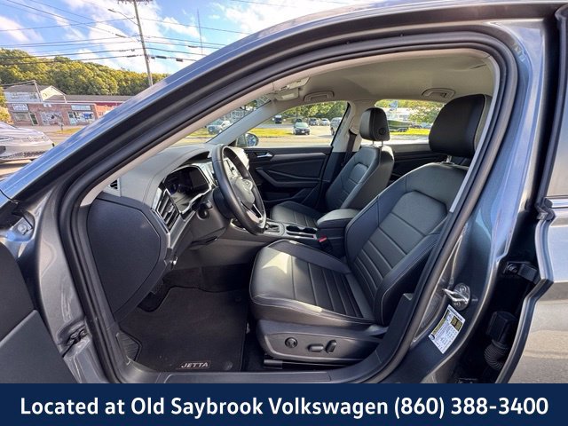 Certified 2023 Volkswagen Jetta SE FWD image 27