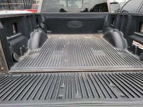 Used 2018 Ford F150 XLT w/ Equipment Group 302A Luxury image 15