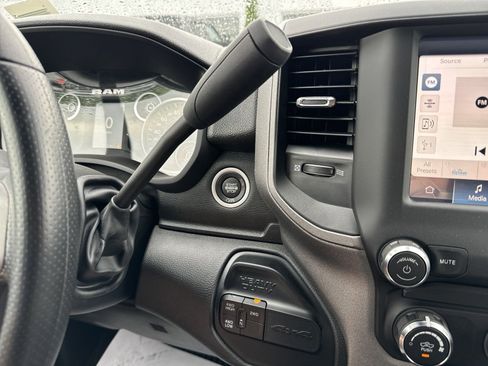 New 2024 RAM 3500 Tradesman w/ Chrome Appearance Group image 23