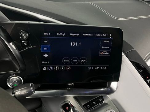 Used 2022 Chevrolet Corvette Stingray w/ Z51 Performance Package image 21