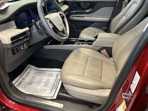 Used 2024 Lincoln Corsair FWD w/ Equipment Group 101A image 20