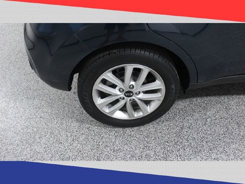 Used 2019 Kia Soul + image 34