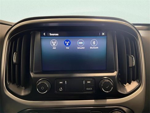 Used 2021 Chevrolet Colorado LT w/ Safety Package image 15