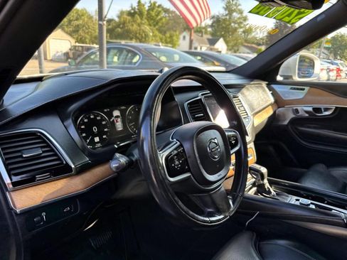 Used 2017 Volvo XC90 T6 Inscription w/ Vision Package image 13