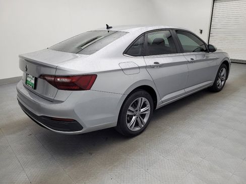 Used 2023 Volkswagen Jetta SE image 10