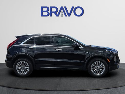 Used 2025 Cadillac XT4 Premium Luxury AWD/4WD image 5