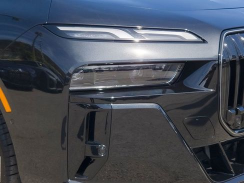 New 2026 BMW i7 eDrive50 w/ M Sport Package image 5