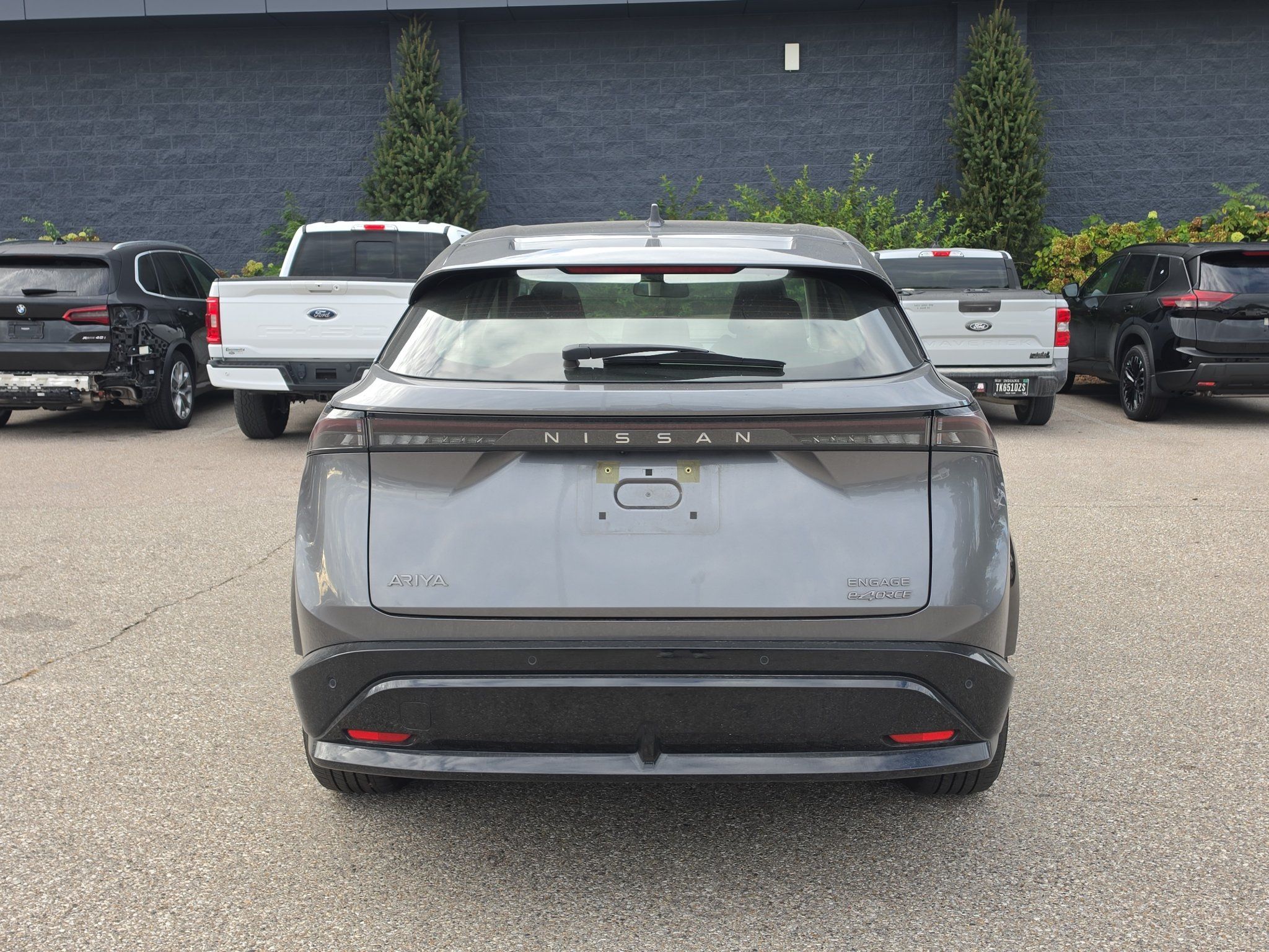 Used 2023 Nissan Ariya AWD image 7