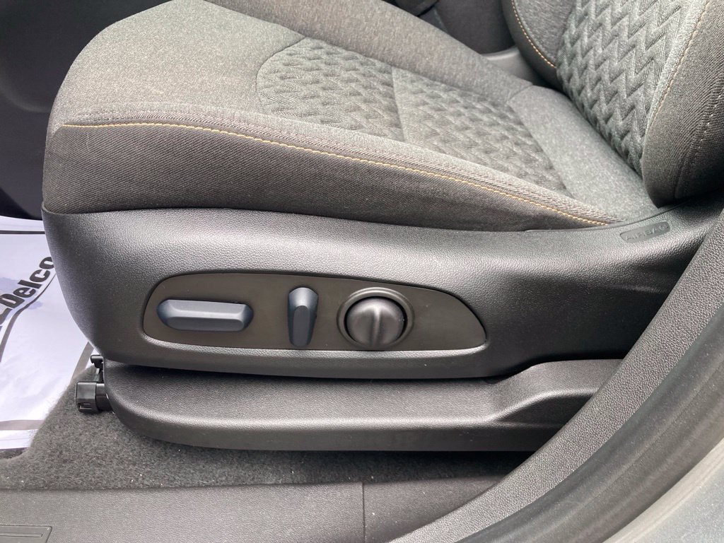 Used 2024 Chevrolet Equinox LT AWD/4WD image 5