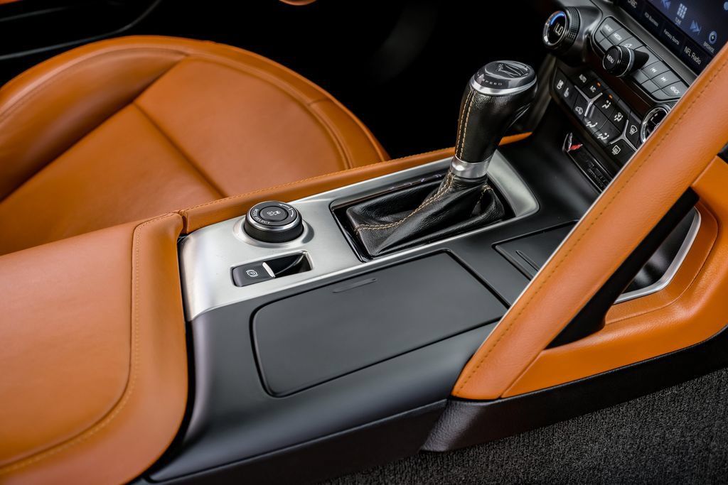 Used 2018 Chevrolet Corvette Stingray Convertible Z51 2LT RWD image 28