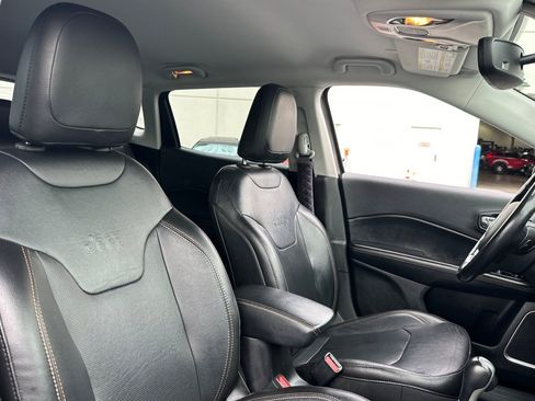 Used 2020 Jeep Compass Limited AWD/4WD image 30