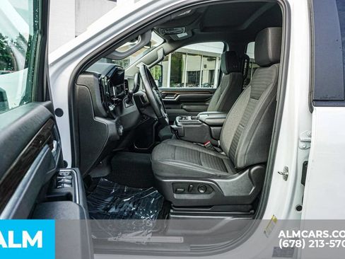 Used 2025 Chevrolet Silverado 2500 LT w/ Convenience Package AWD/4WD image 18