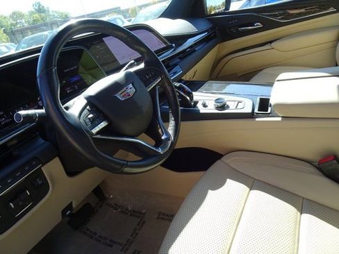 Used 2021 Cadillac Escalade Premium Luxury w/ Driver Assist Tech Package image 14