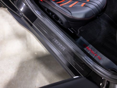Used 2021 Ferrari 812 GTS RWD image 32