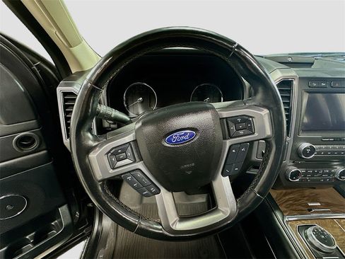 Used 2018 Ford Expedition Max Platinum image 12