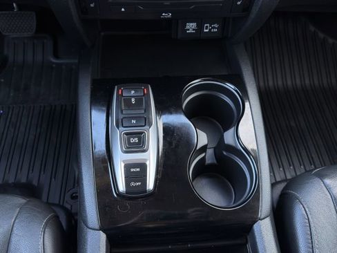 Used 2021 Honda Pilot Touring image 20