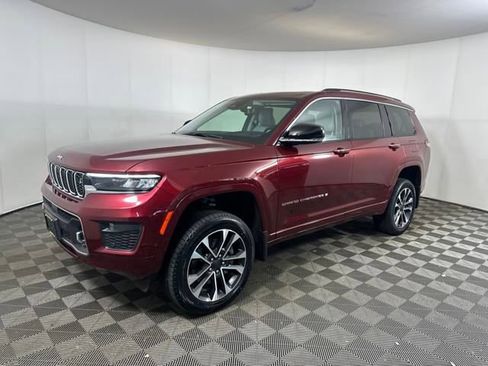 Used 2022 Jeep Grand Cherokee L Overland w/ Advanced Protech Group III image 7