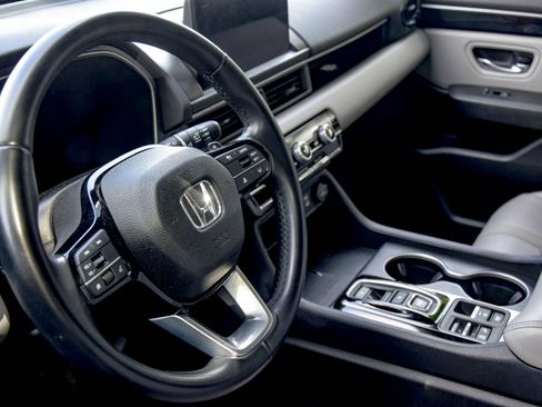 Used 2023 Honda Pilot Touring image 22