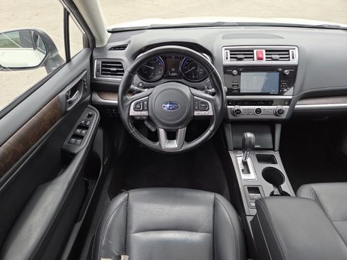 Used 2016 Subaru Outback 2.5i Limited AWD/4WD image 25