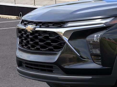 New 2026 Chevrolet Trax LT w/ Sunroof Package image 13