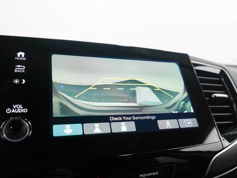 Used 2020 Honda Pilot Touring image 33