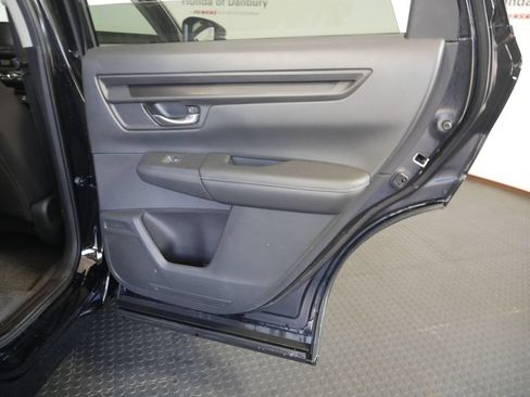 Used 2024 Honda CR-V EX image 6
