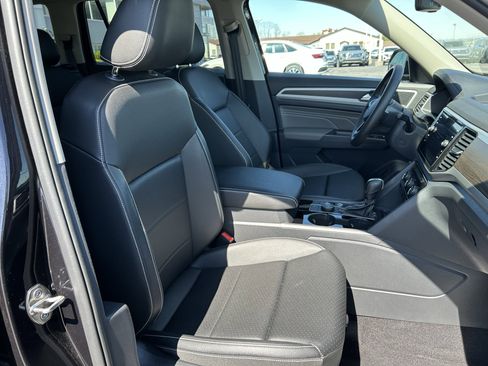 Certified 2023 Volkswagen Atlas SE image 26