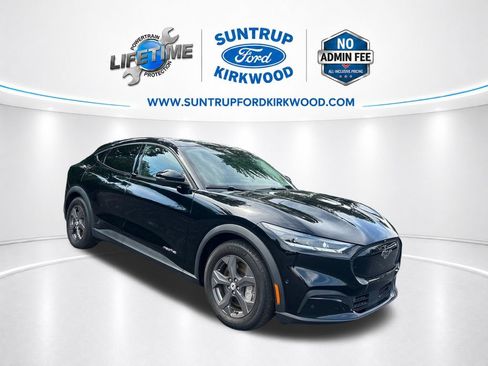 Used 2023 Ford Mustang Mach-E Select AWD/4WD image 9