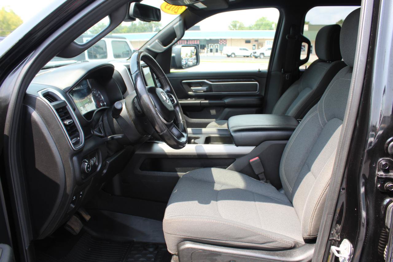 Used 2019 RAM 1500 Big Horn AWD/4WD image 9