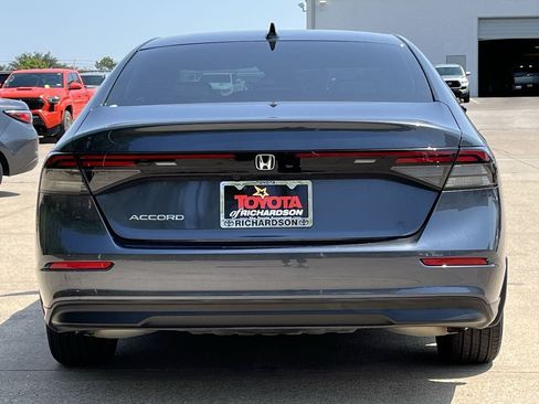 Used 2024 Honda Accord EX image 5