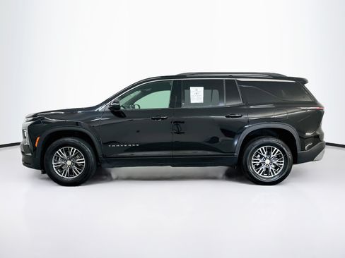 Used 2026 Chevrolet Traverse LT AWD/4WD image 4