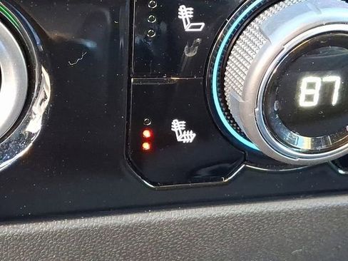 Used 2022 Chevrolet Silverado 1500 LT image 33