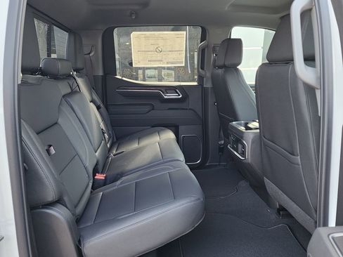 New 2026 GMC Sierra 1500 SLT w/ SLT Premium Plus Package image 43