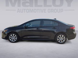 Used 2020 Toyota Corolla LE FWD video 2