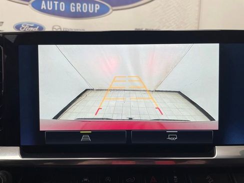 Certified 2022 Chevrolet Silverado 1500 LT Trail Boss w/ LPO, Dark Essentials Package image 5