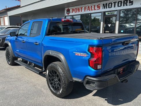 Used 2023 Chevrolet Colorado Trail Boss image 2