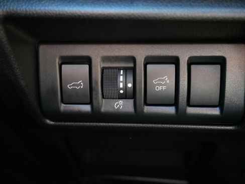 Certified 2025 Subaru Outback Premium AWD/4WD image 26