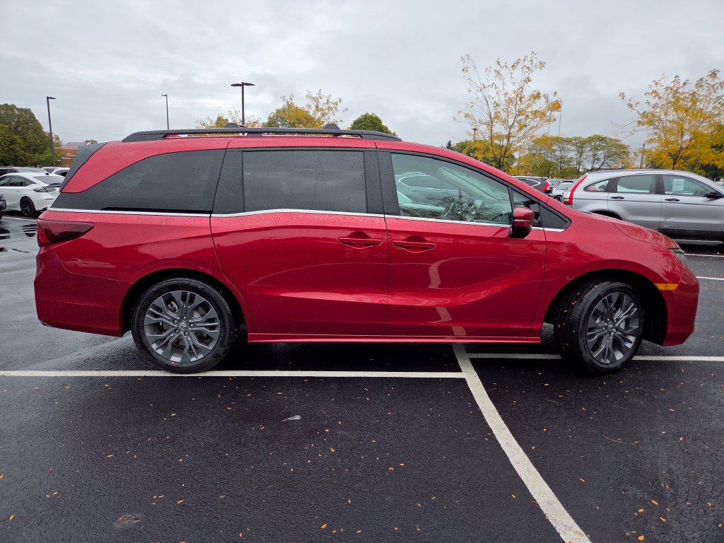 New 2027 Honda Odyssey Touring image 29