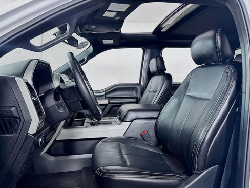 Used 2019 Ford F150 Lariat w/ Equipment Group 502A Luxury image 28