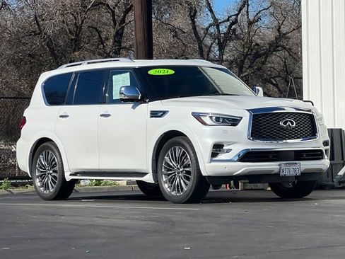 Used 2021 INFINITI QX80 Sensory w/ All-Season Package image 2