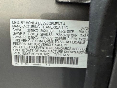 Certified 2025 Acura MDX SH-AWD image 11