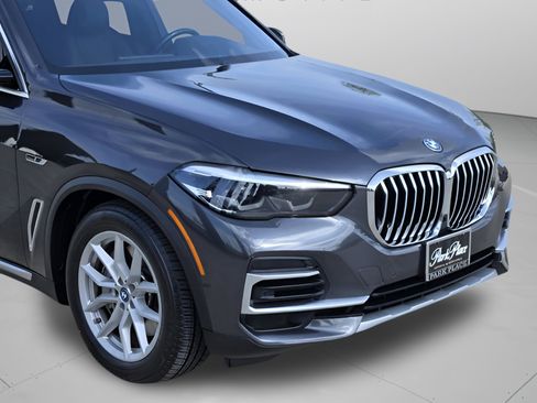 Used 2023 BMW X5 xDrive45e AWD/4WD image 31