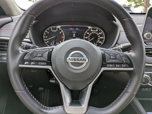Used 2020 Nissan Altima 2.5 SR FWD image 18