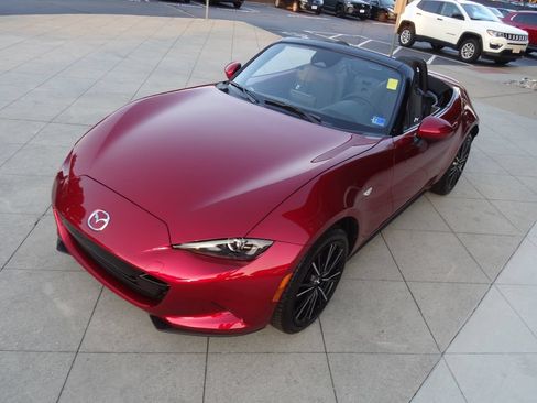 New 2026 MAZDA MX-5 Miata Grand Touring RWD image 7