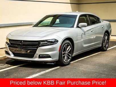 Used 2019 Dodge Charger SXT