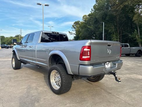 Used 2023 RAM 3500 Limited AWD/4WD image 3