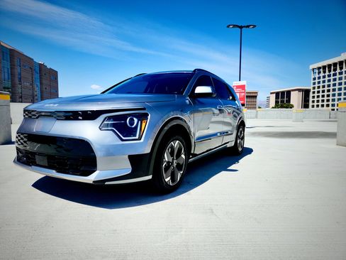 Used 2023 Kia Niro Wind image 11