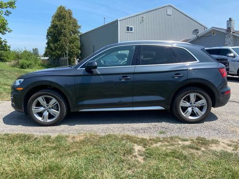 Used 2019 Audi Q5 Prestige w/ Prestige Package AWD/4WD image 2
