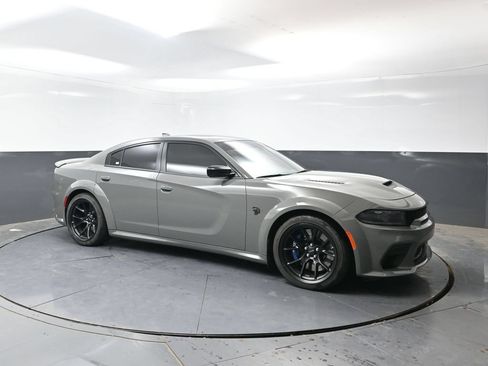 Used 2023 Dodge Charger SRT Hellcat RWD image 5